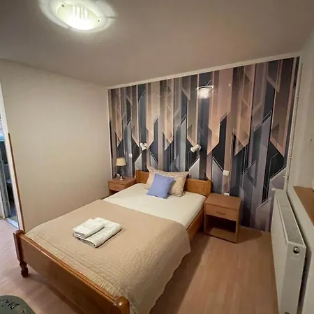 בית הארחה Luxotel זרנג'נין