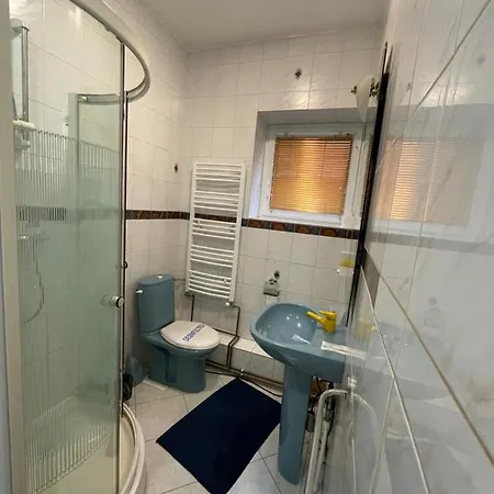 Luxotel בית הארחה