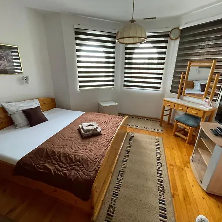 Luxotel בית הארחה 4*