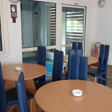 Luxotel זרנג'נין