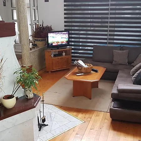 בית הארחה Luxotel זרנג'נין