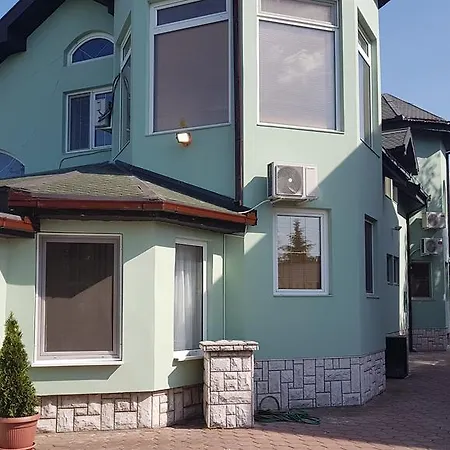 Luxotel Konukevi 4*