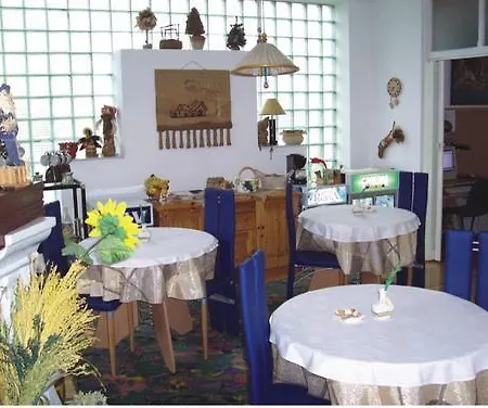 Luxotel זרנג'נין